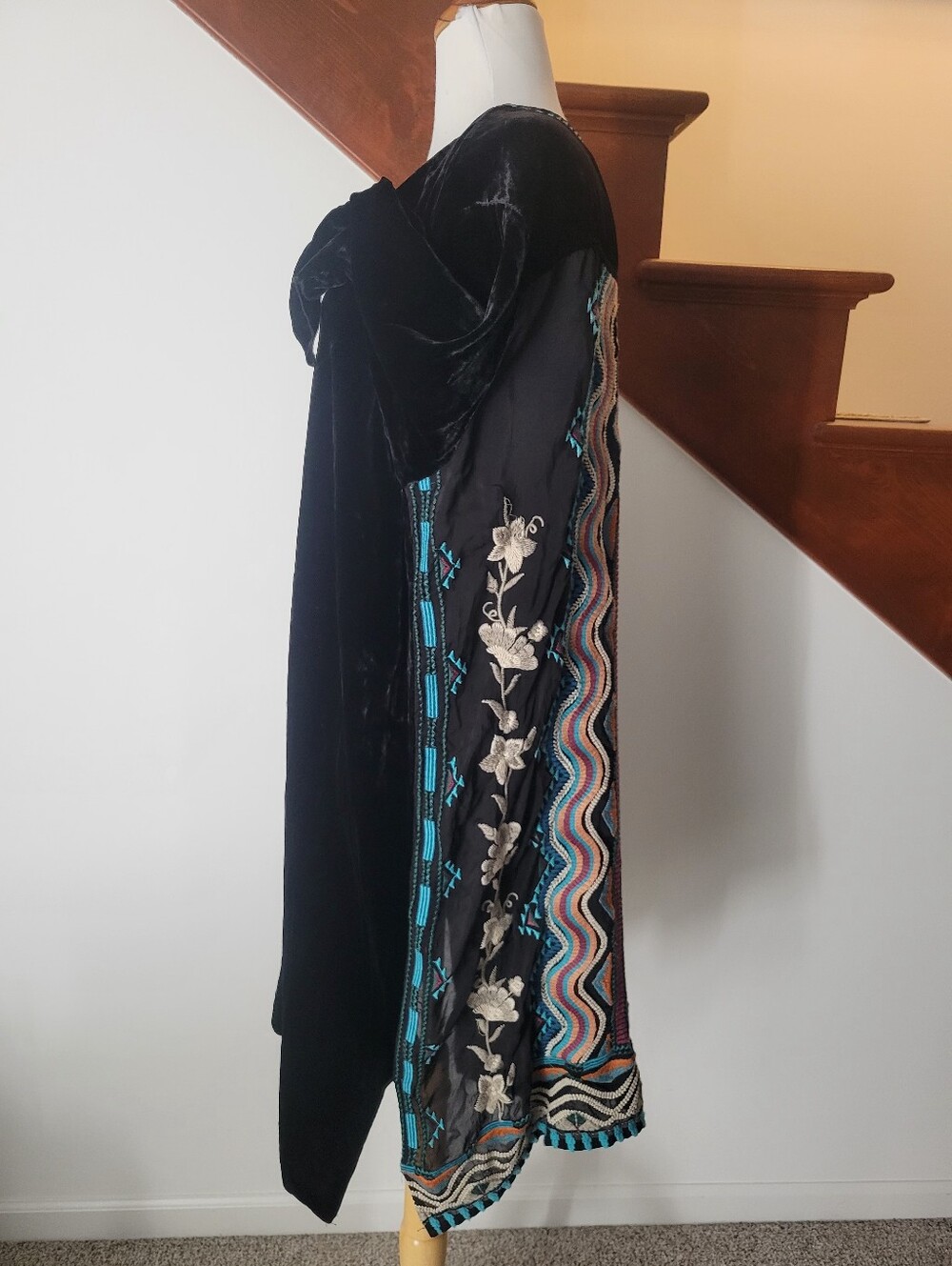 Johnny Was Black Velvet Tunic with Teal Trim Size L - Picture 7 of 9